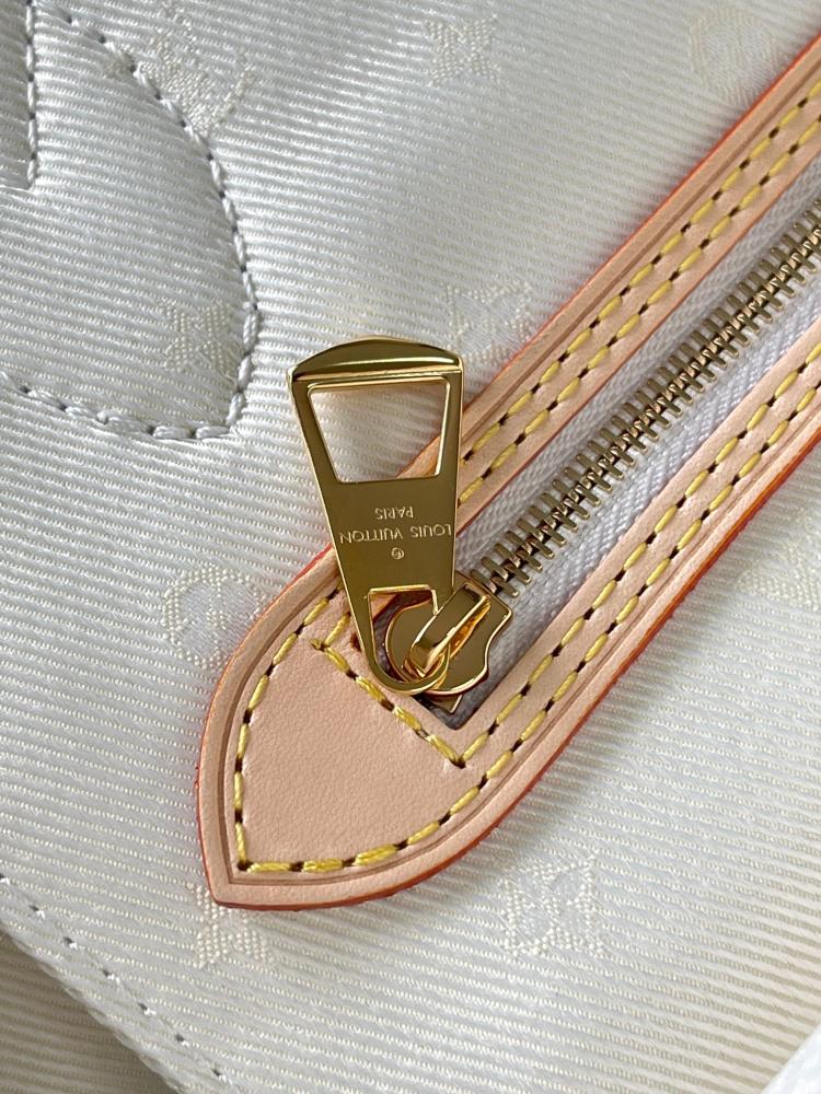 حقيبة لويس فيتون Neverfull MM