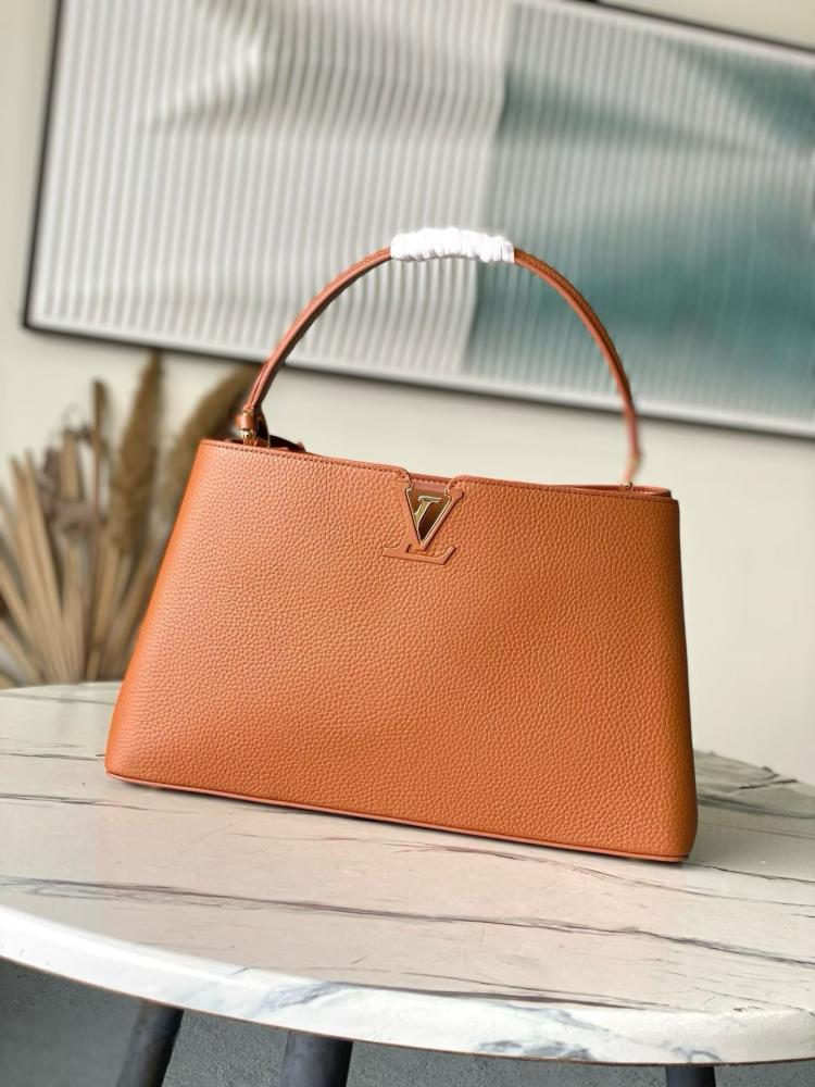 حقيبة لويس فيتون LV Capucines