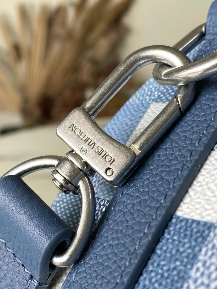 حقيبة لويس فيتون Keepall Bandoulière 25