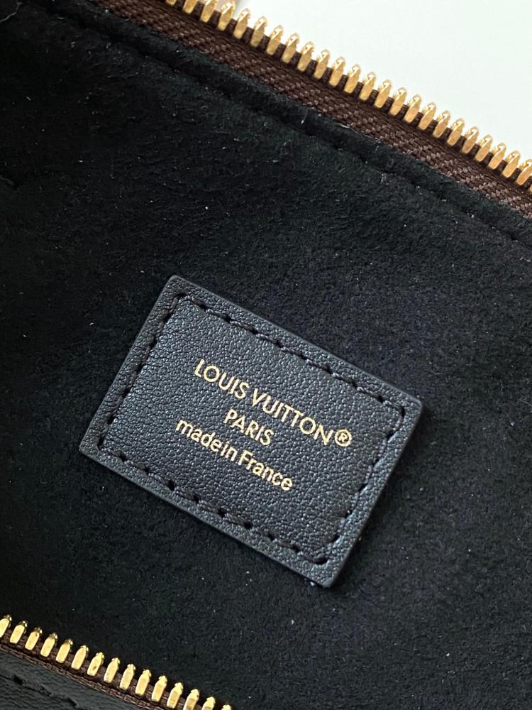 حقيبة لويس فيتون SPEEDY TRUNK 25