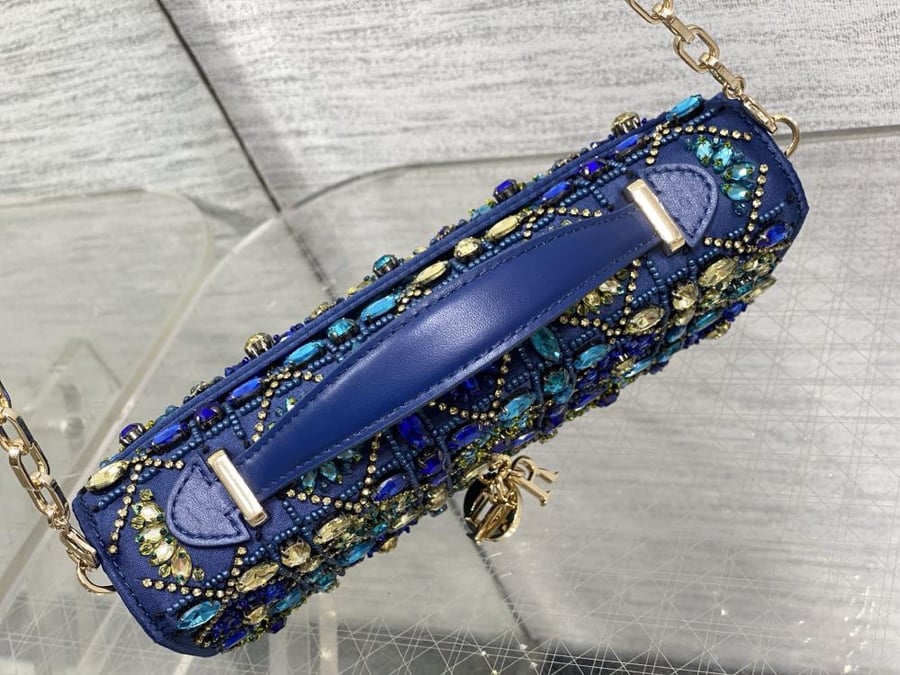 حقيبة Miss Dior
