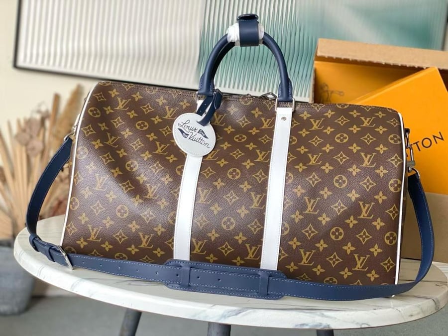 حقيبة لويس فيتون LV Keepall Bandoulière 50