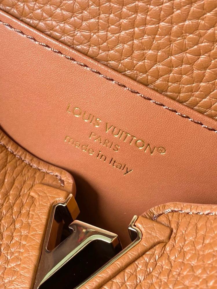 حقيبة لويس فيتون LV Capucines