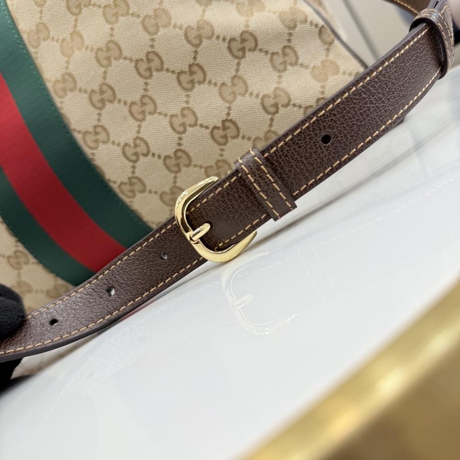 حقيبة غوتشي بورستيتو