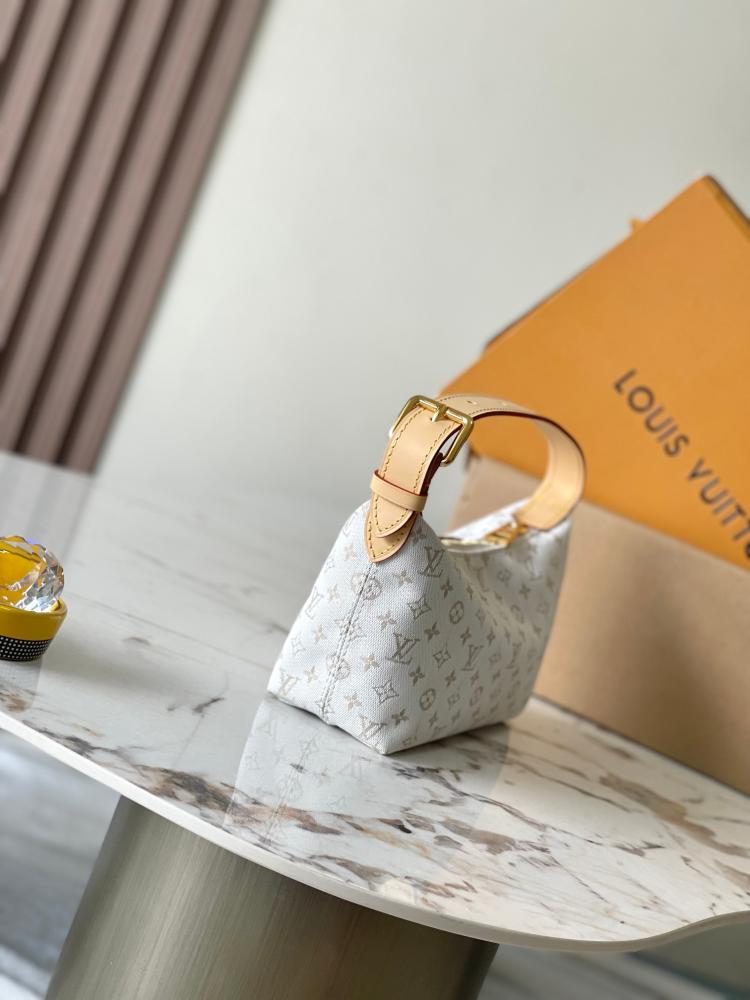 حقيبة لويس فيتون يد Hills Pochette