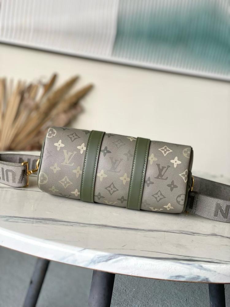 حقيبة لويس فيتون Keepall Bandoulière 25