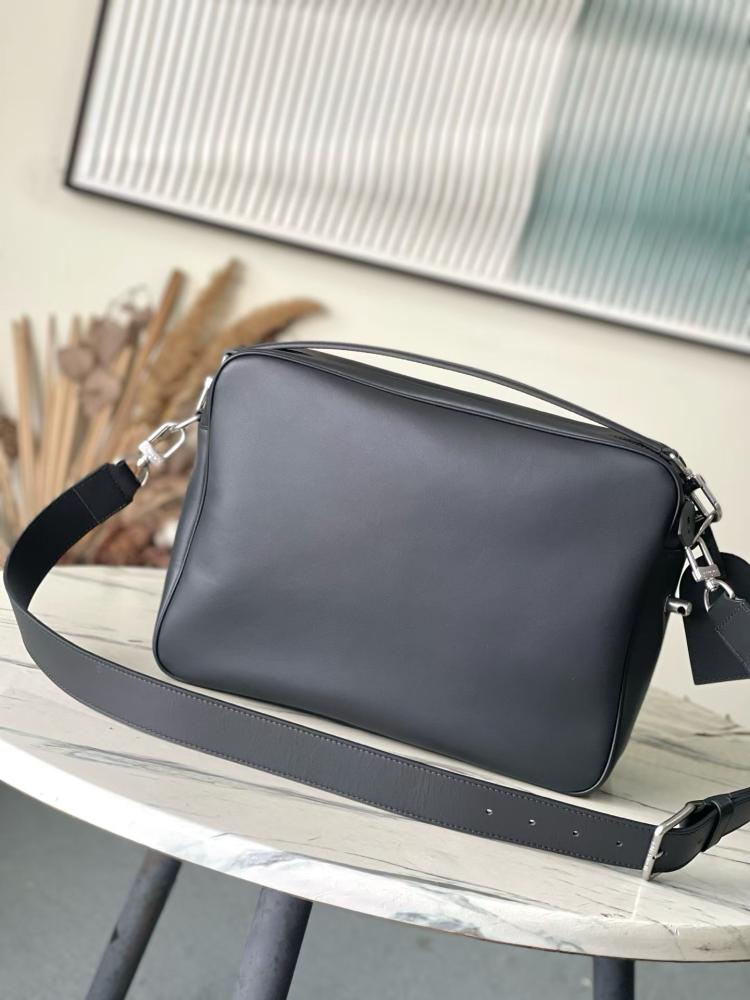 حقيبة لويس فيتون LV Blason الأصلية