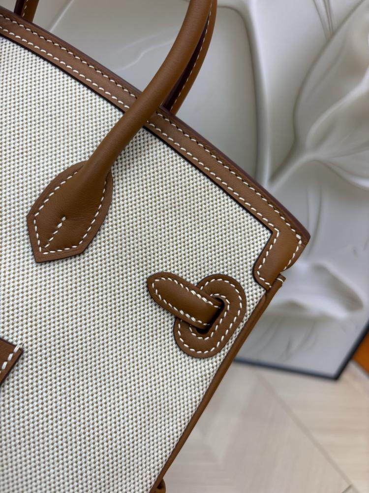 حقيبة هيرميس كارجو الجديدة البلاتينية