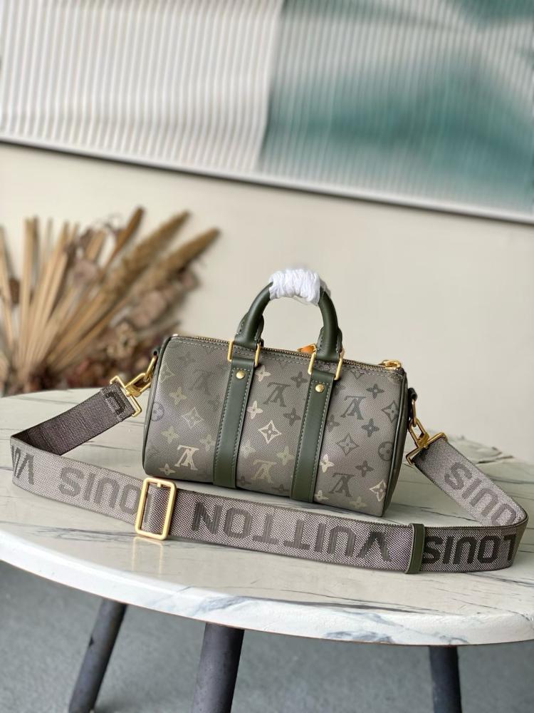 حقيبة لويس فيتون Keepall Bandoulière 25