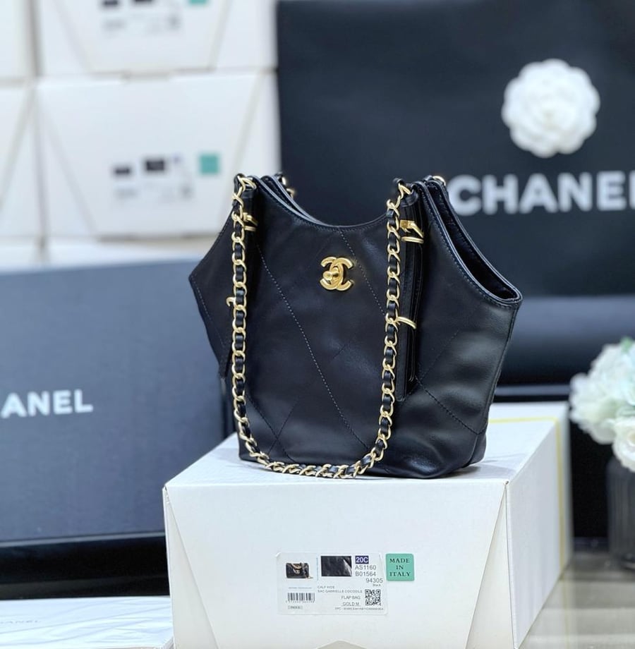 حقيبة تسوق صغيرة من شانيل 1 26C
