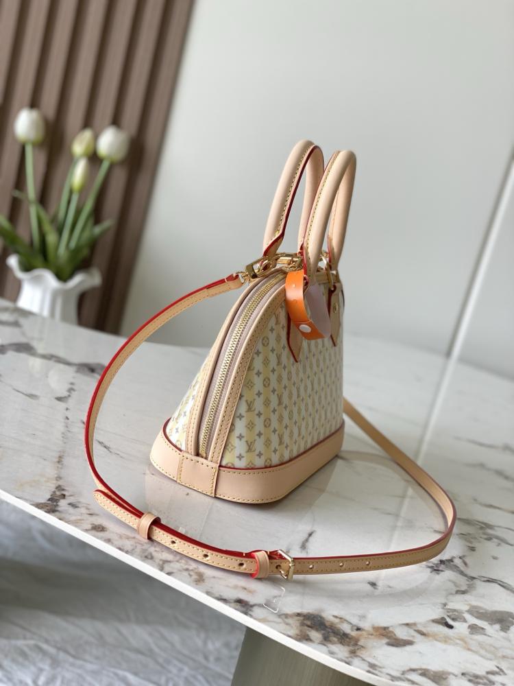 حقيبة لويس فيتون LV Stamp Alma BB