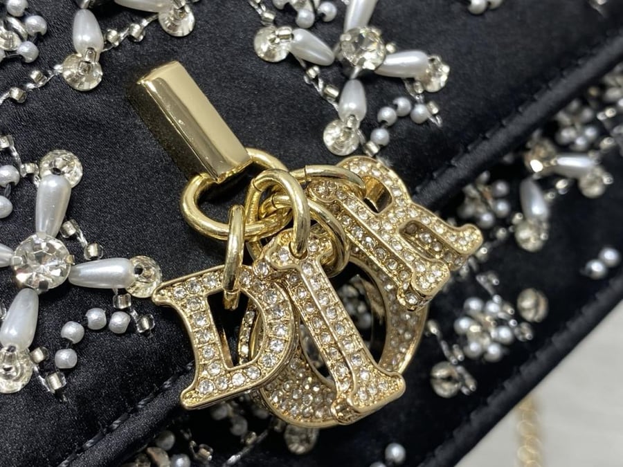 حقيبة Miss Dior
