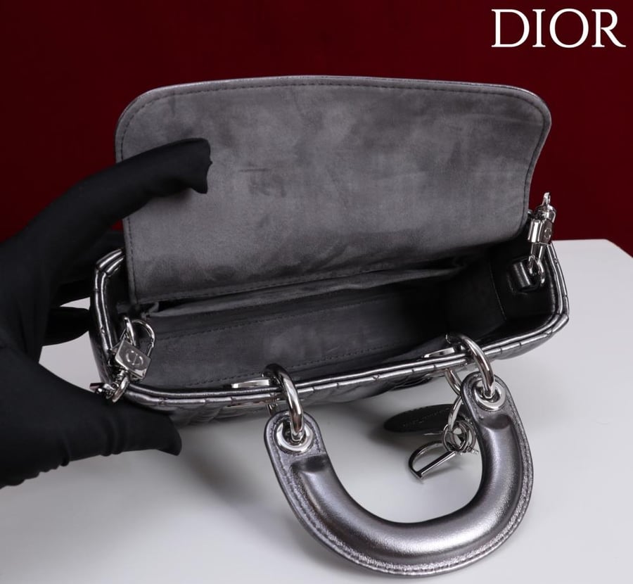 حقيبة ديور D-joy