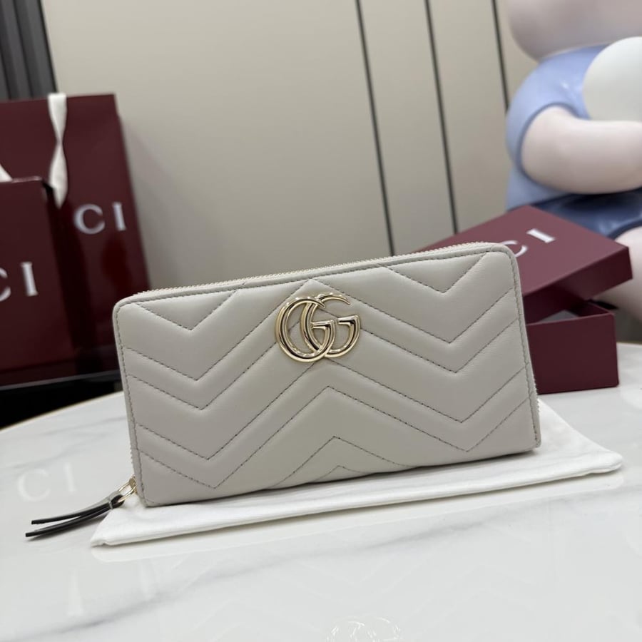 محفظة غوتشي GG Marmont