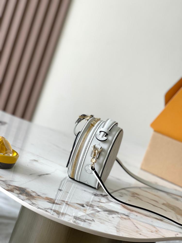 حقيبة لويس فيتون Mini Boite Chapeau