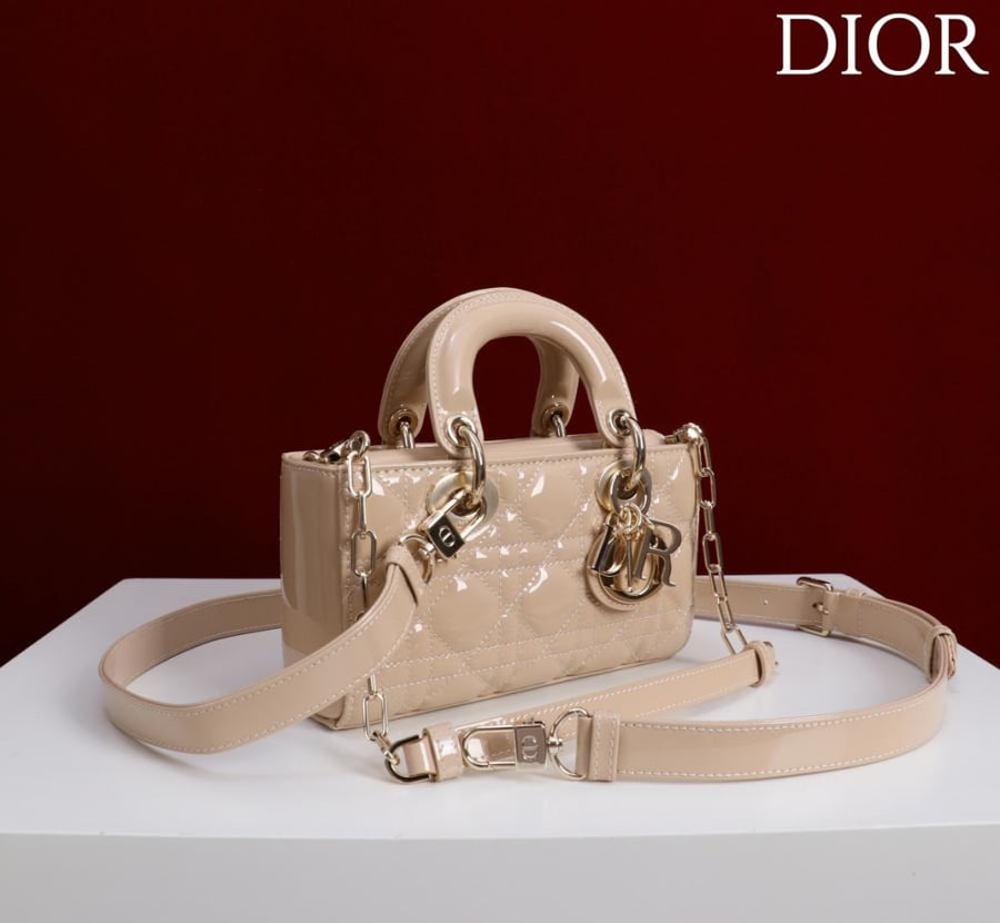 حقيبة ديور D-joy