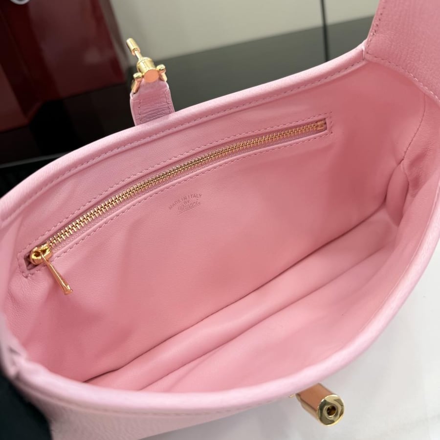 حقيبة غوتشي Generation Gucci