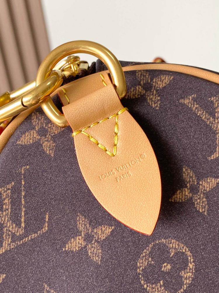 حقيبة لويس فيتون يد SPEEDY 30 BANDOULIÈRE