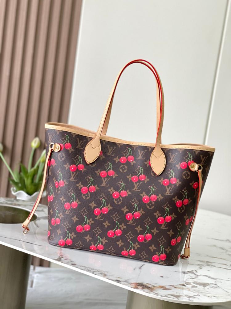 حقيبة لويس فيتون Neverfull