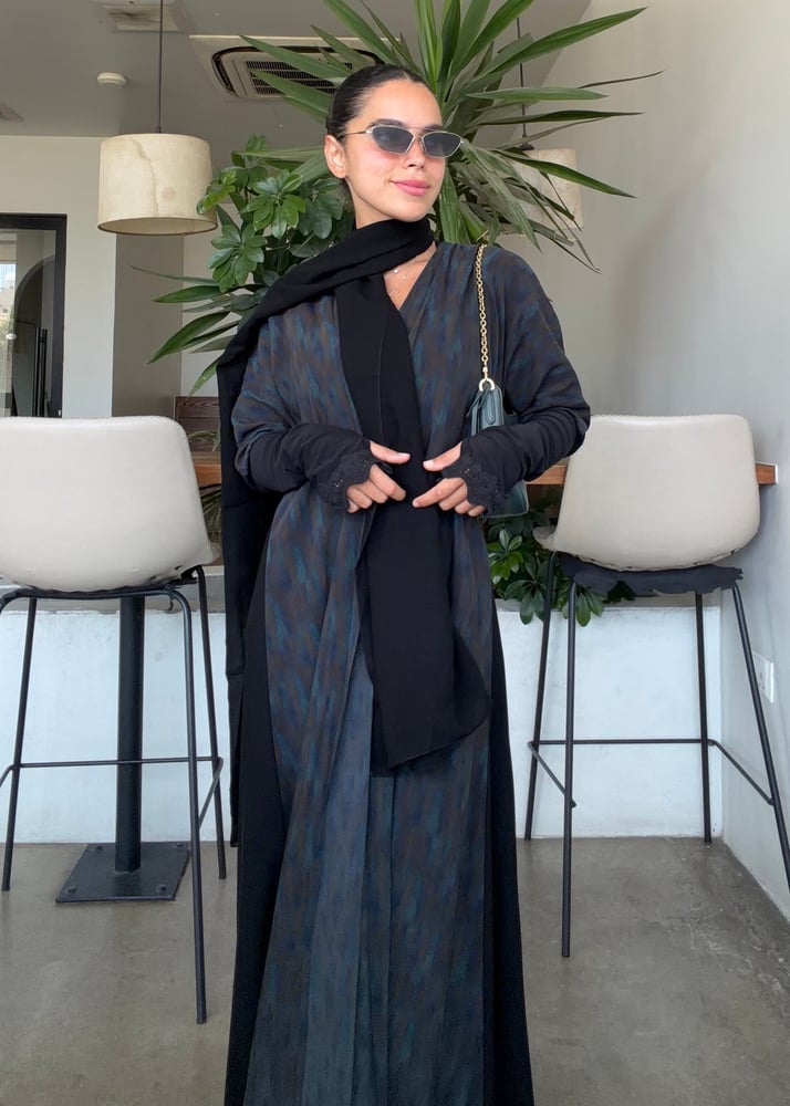 Smara’s abaya