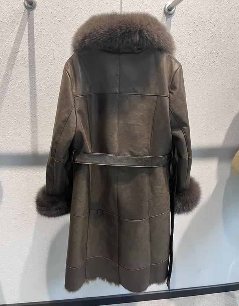 Long Coat with fox fur