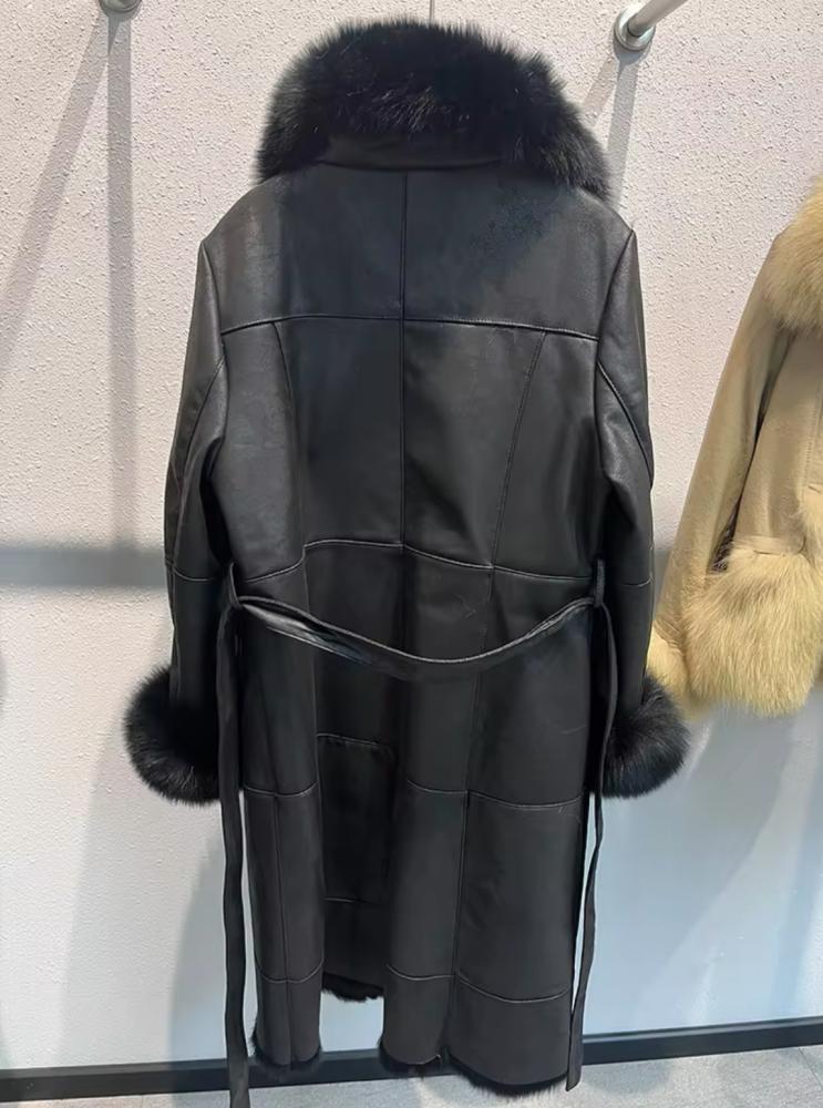 Long Coat with fox fur