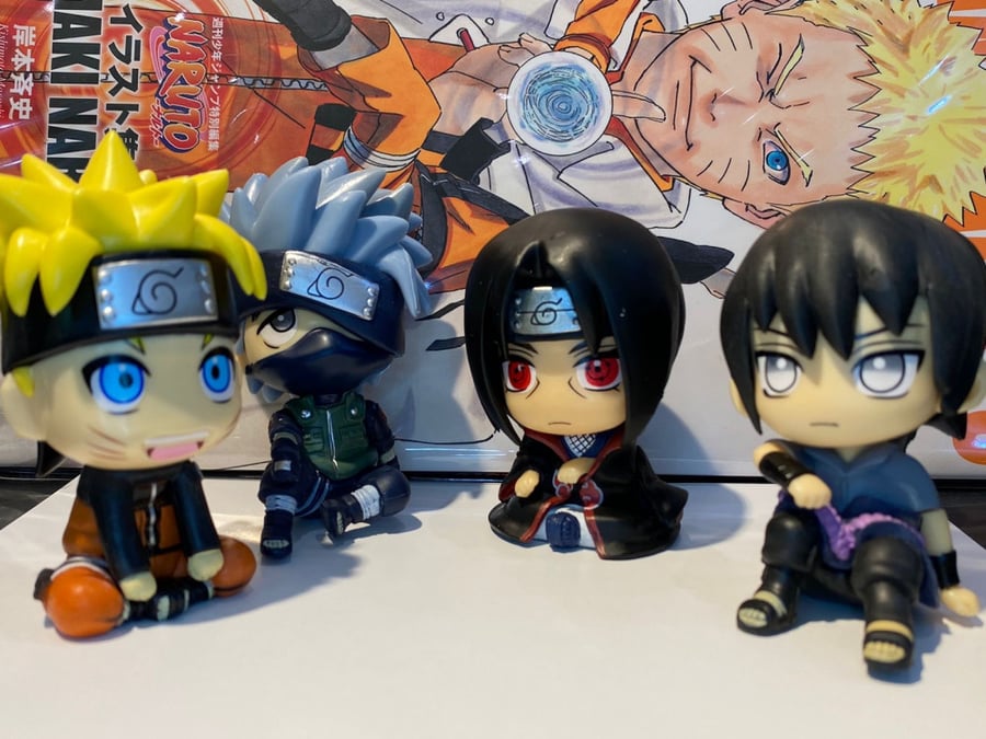 Itachi figure