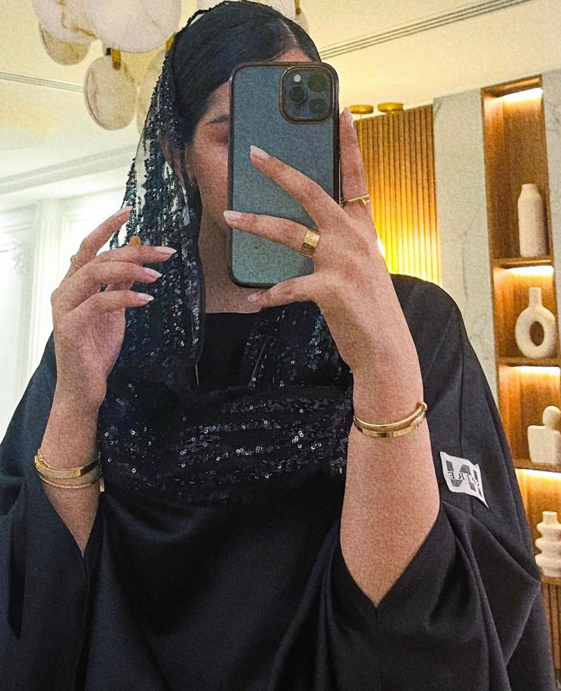 عباية بشت مع طرحه