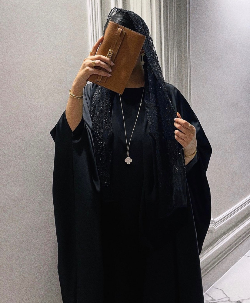 عباية بشت مع طرحه