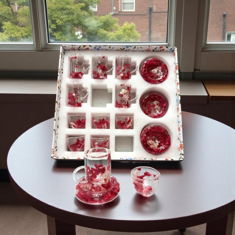 Set of 18 glasses