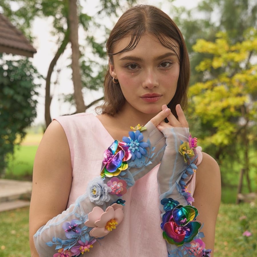 Lenin Dress x Floral Gloves