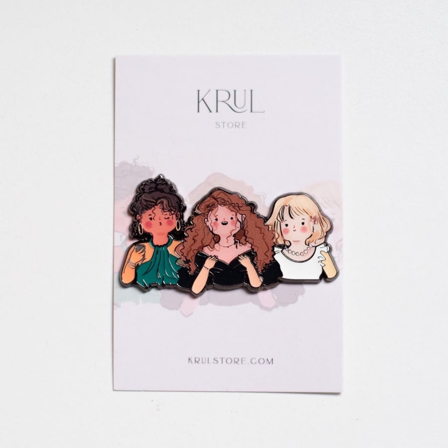 Friends Pin