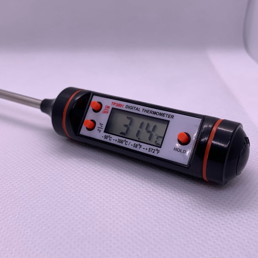 مقياس درجة حرارة رقمي يدعم من 50 تحت الصفر حتى 300 درجة مئوية Digital Thermometer