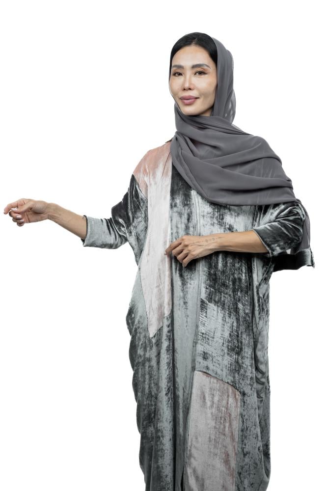 57 Abaya