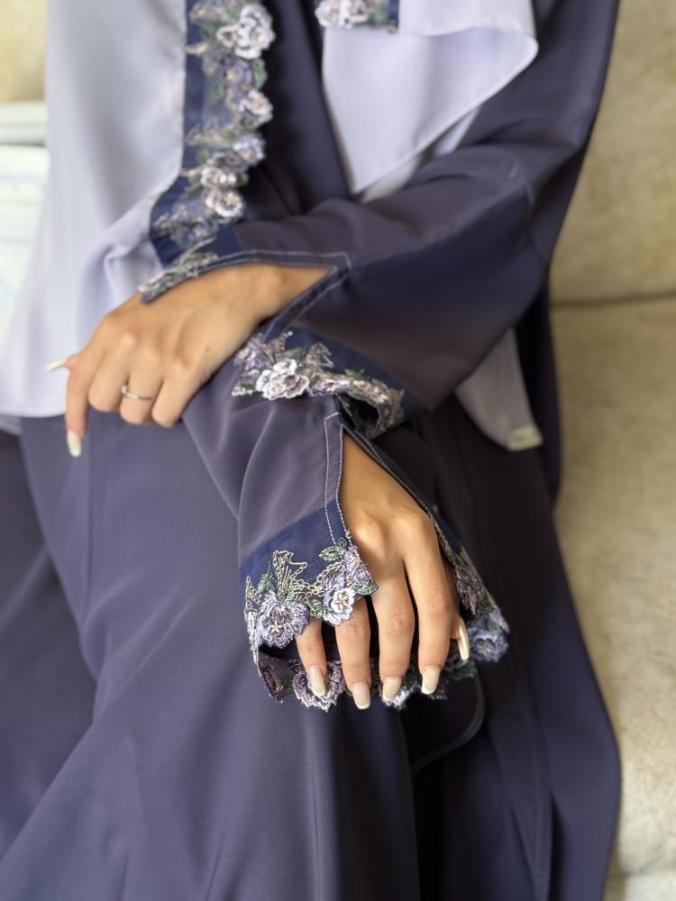 عباية مايفا
