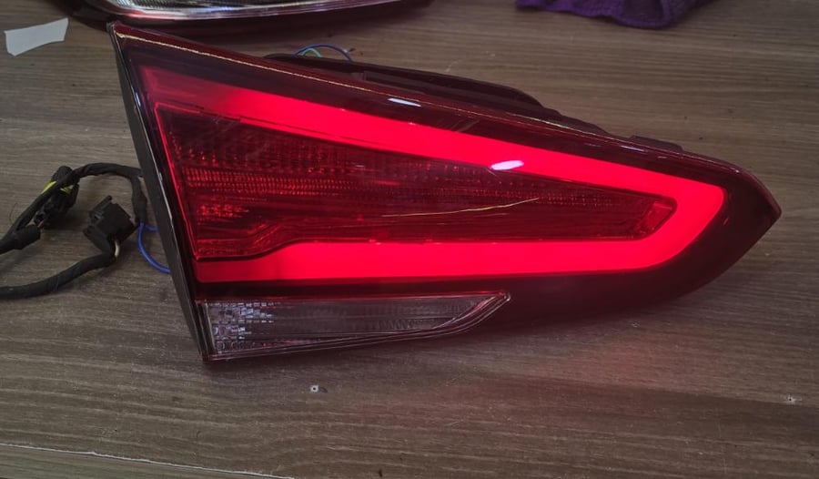 اسطبات سيراتو 2013 - 2017 ليد LED