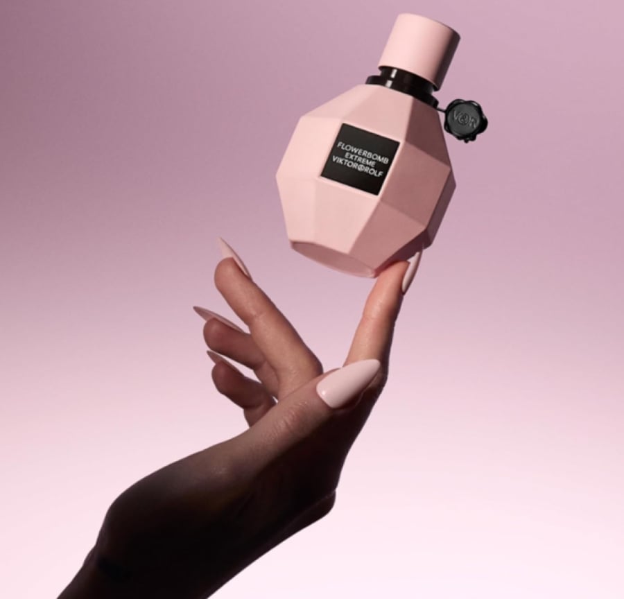 عطر فلاور بومب اكستريم او دي بارفان للنساء من فيكتور اند رولف - 100مل