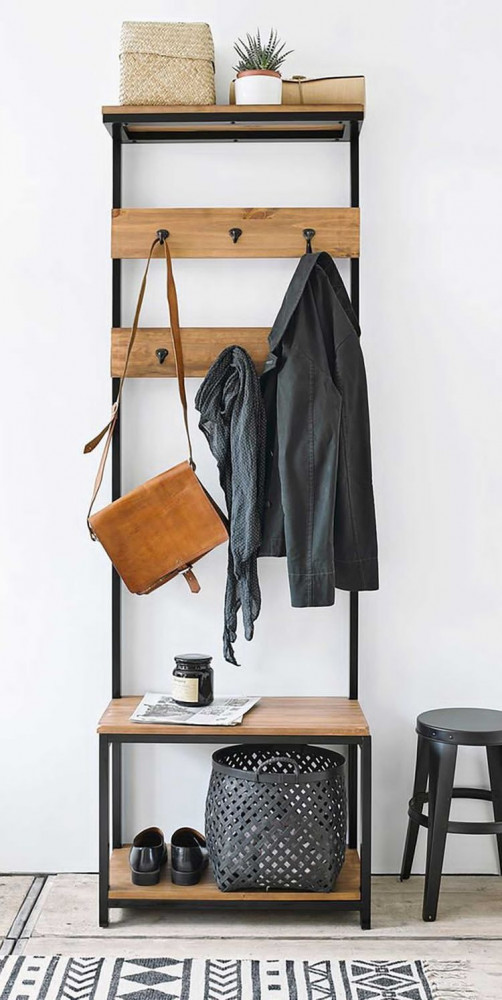 Clothing hanger with storage unit 890041