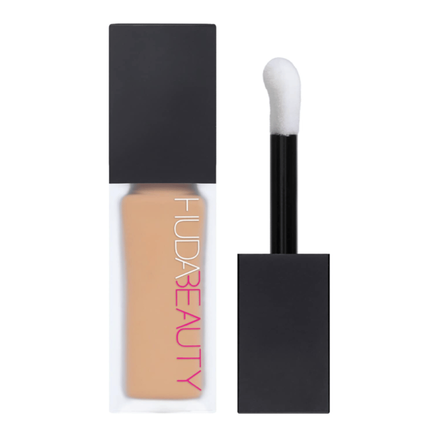 Huda Beauty liquid matte and luminous concealer