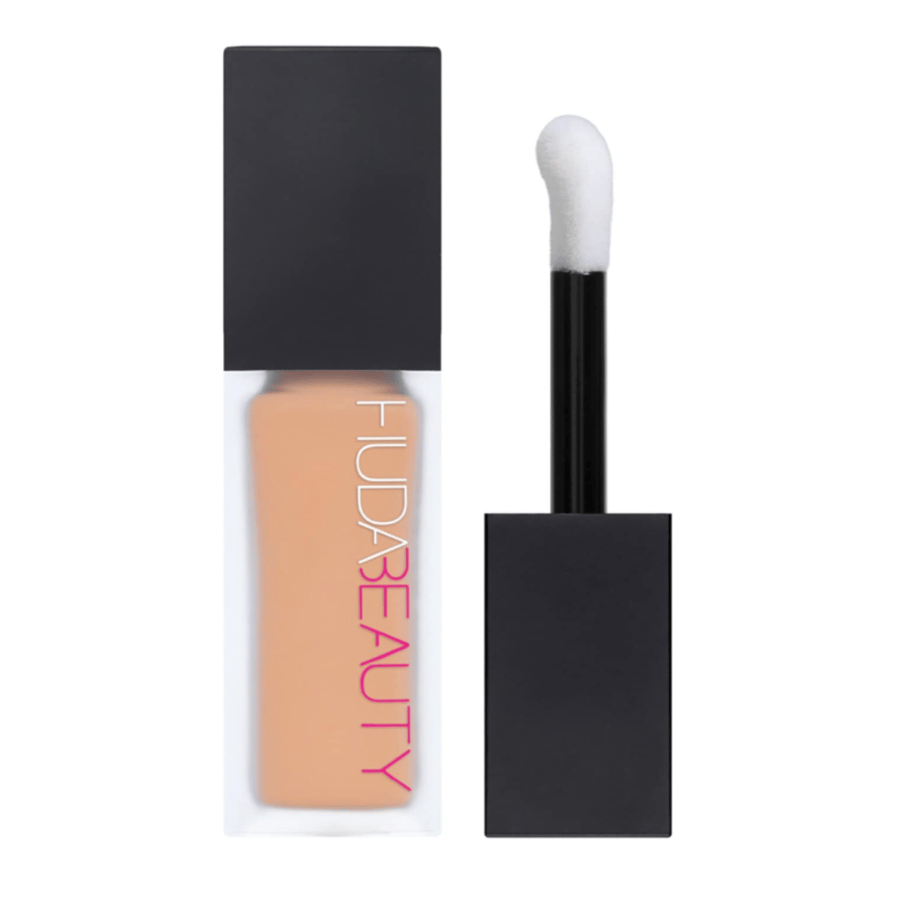 Huda Beauty liquid matte and luminous concealer