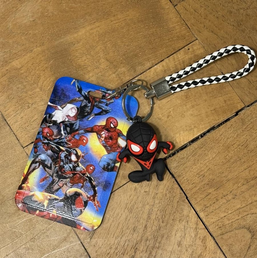 Spiderman Medallion with Card Holder