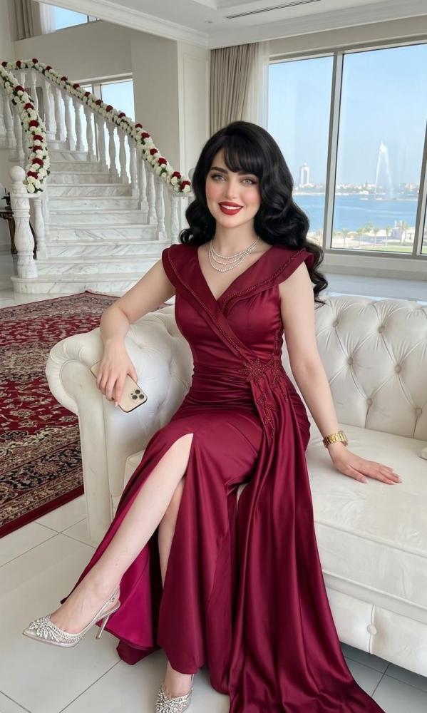 فستان عودي حرير درابيه بوشاح – سهرة ماكسي ملكية