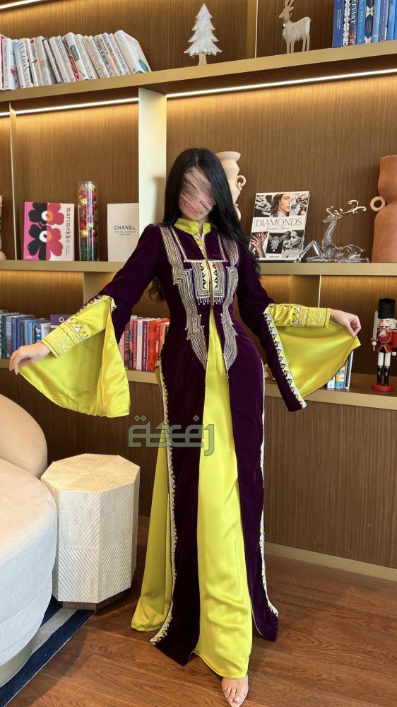 فستان سهرة بإطلالة هادئة وأناقة ناعمة