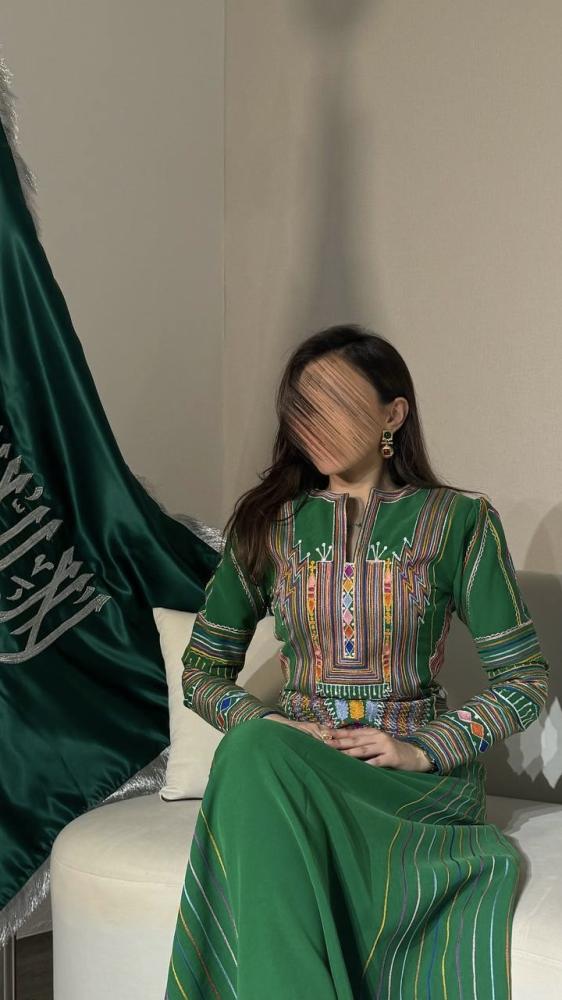 فستان تراثي جنوبي بإطلالة أنيقة|162