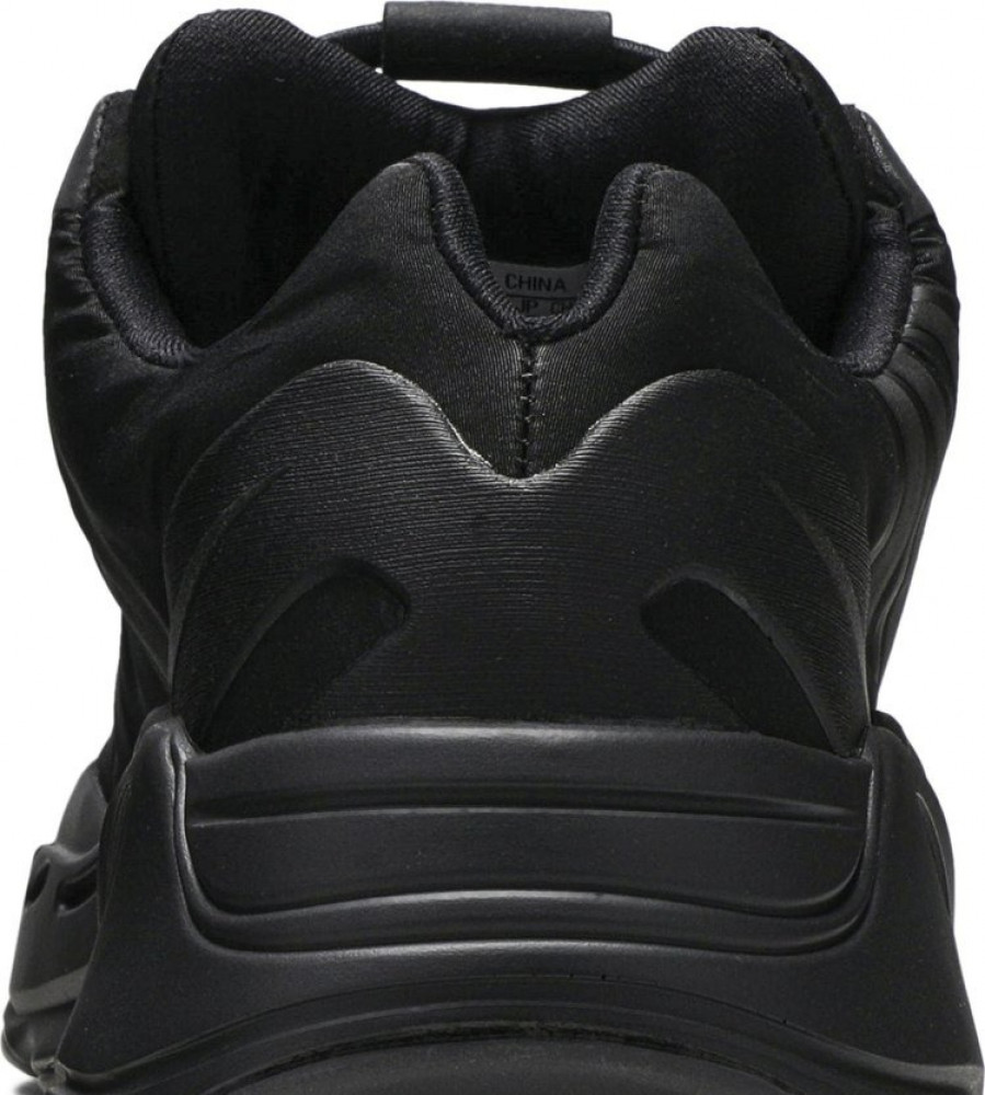Yeezy Boost 700 MNVN 'Triple Black'