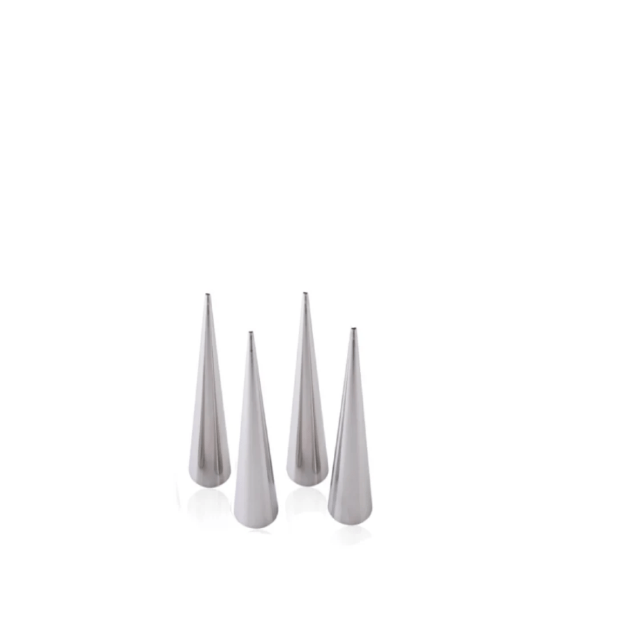 Steel outlet nozzles