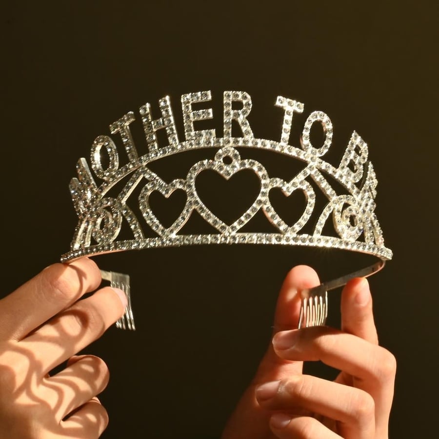 تاج عيد الميلاد لامع Mother To Be