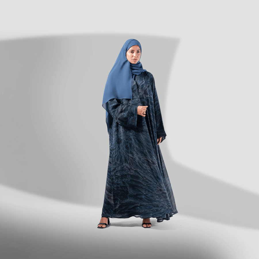 عباية ملونة بقماش ناعم