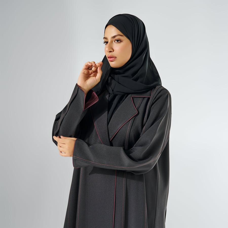عباية من قماش الكريب الفاخر