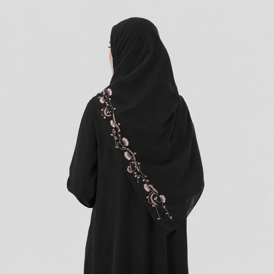 طرحة مطرزة